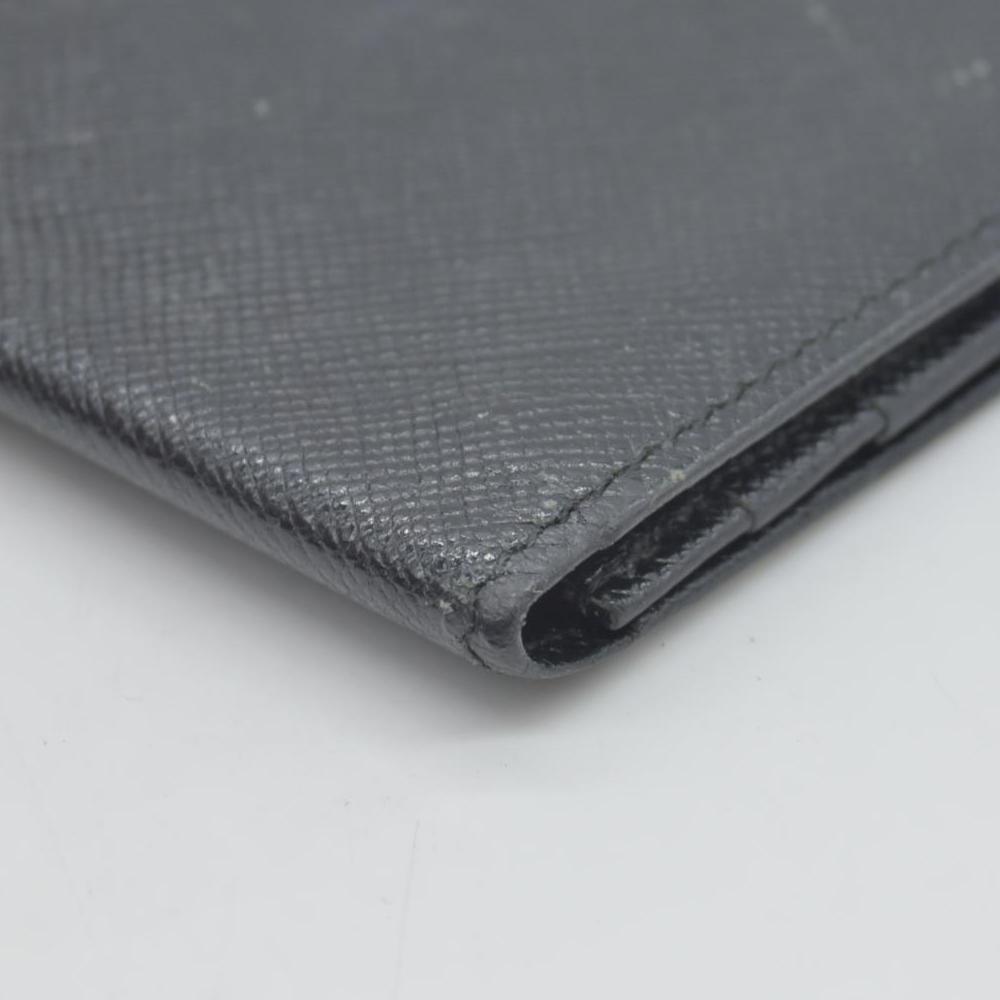 $415 Burberry Bi-Fold Wallet in Black Leather CONSIGNMENT