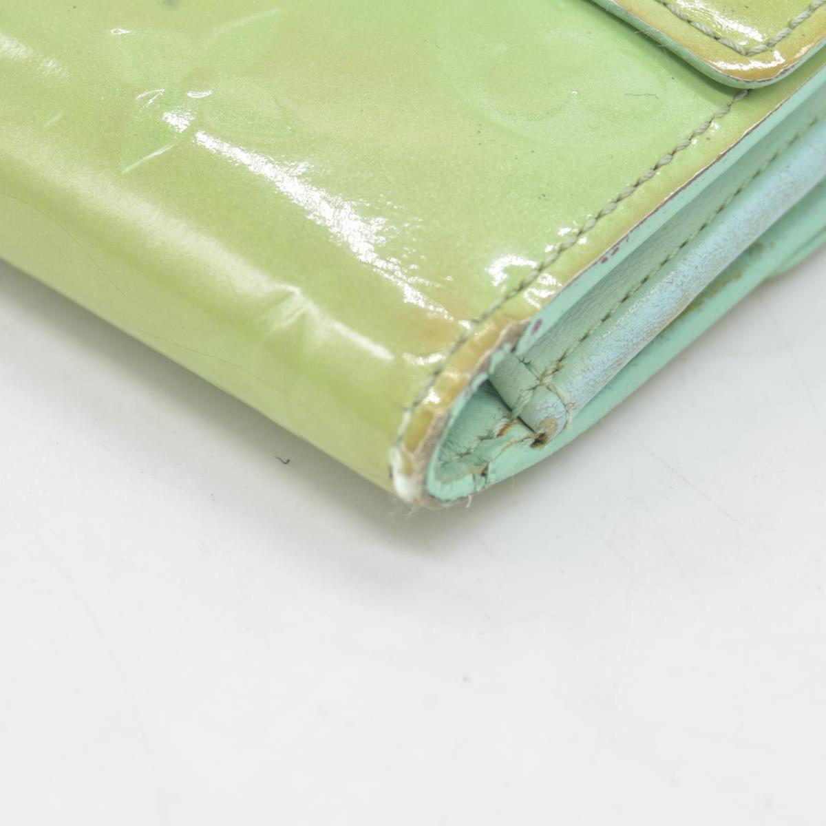 $655 Louis Vuitton Vernis Patent Leather Elise Wallet
