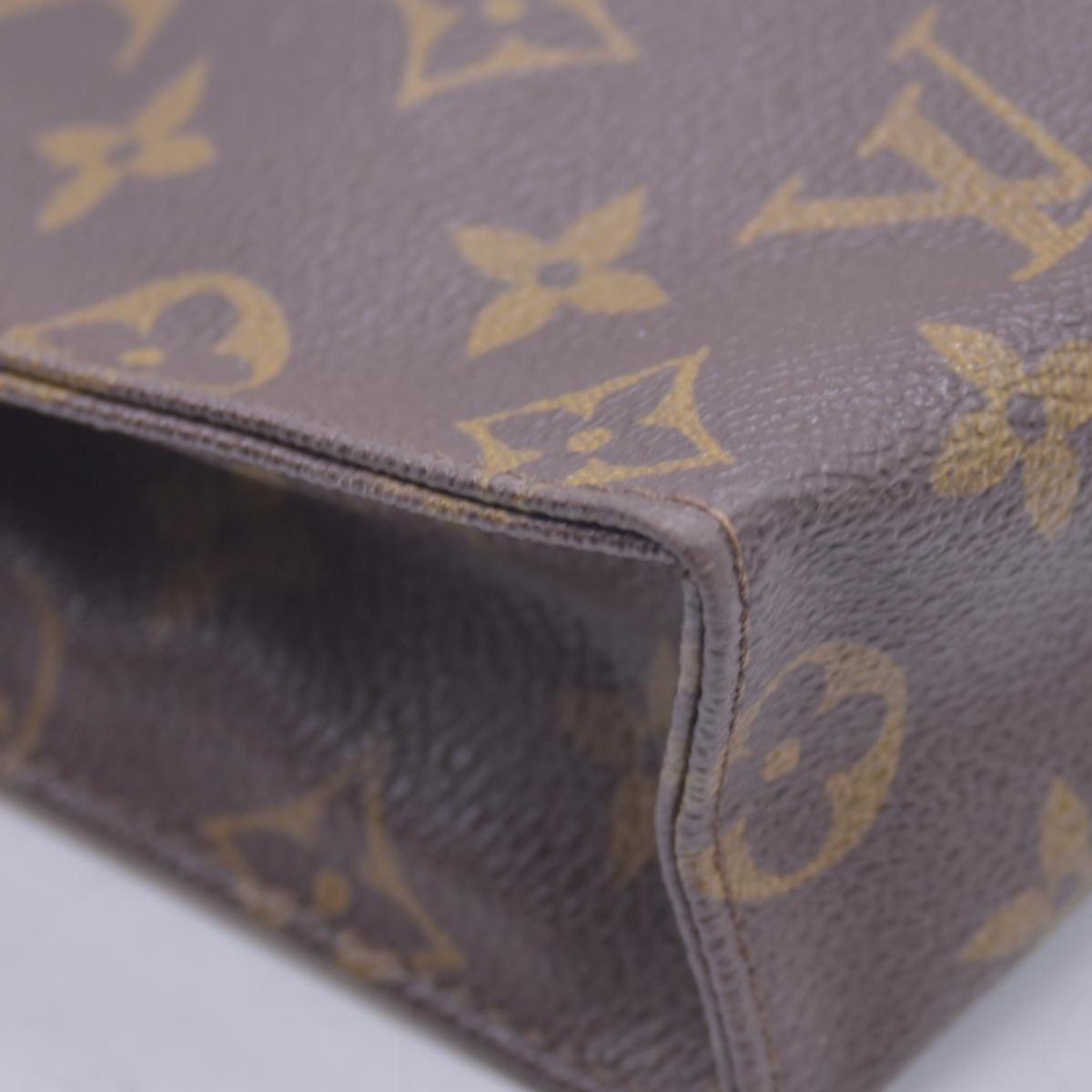 $760 Louis Vuitton Toiletry 26 Brown Monogram 833