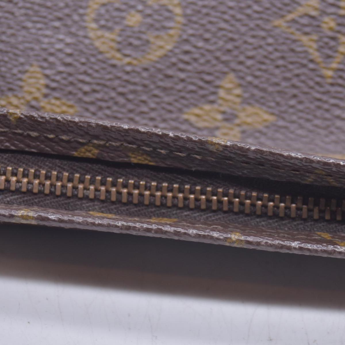 $760 Louis Vuitton Toiletry 26 Brown Monogram 833