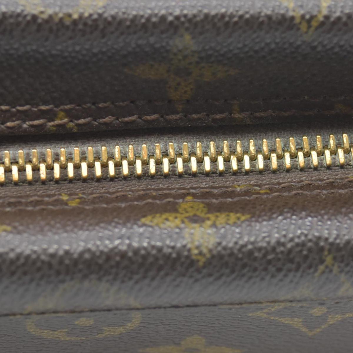 $600 Louis Vuitton Monogram Trousse Toilette 28 Clutch Pouch Bag 882NO
