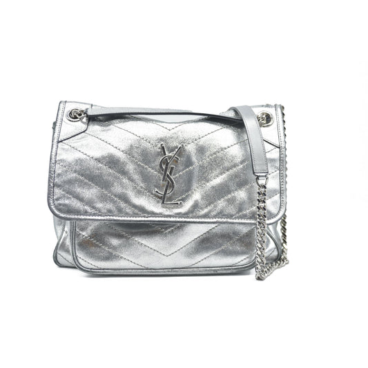$2590 2019 Saint Laurent Leather Medium Metallic Niki Silver