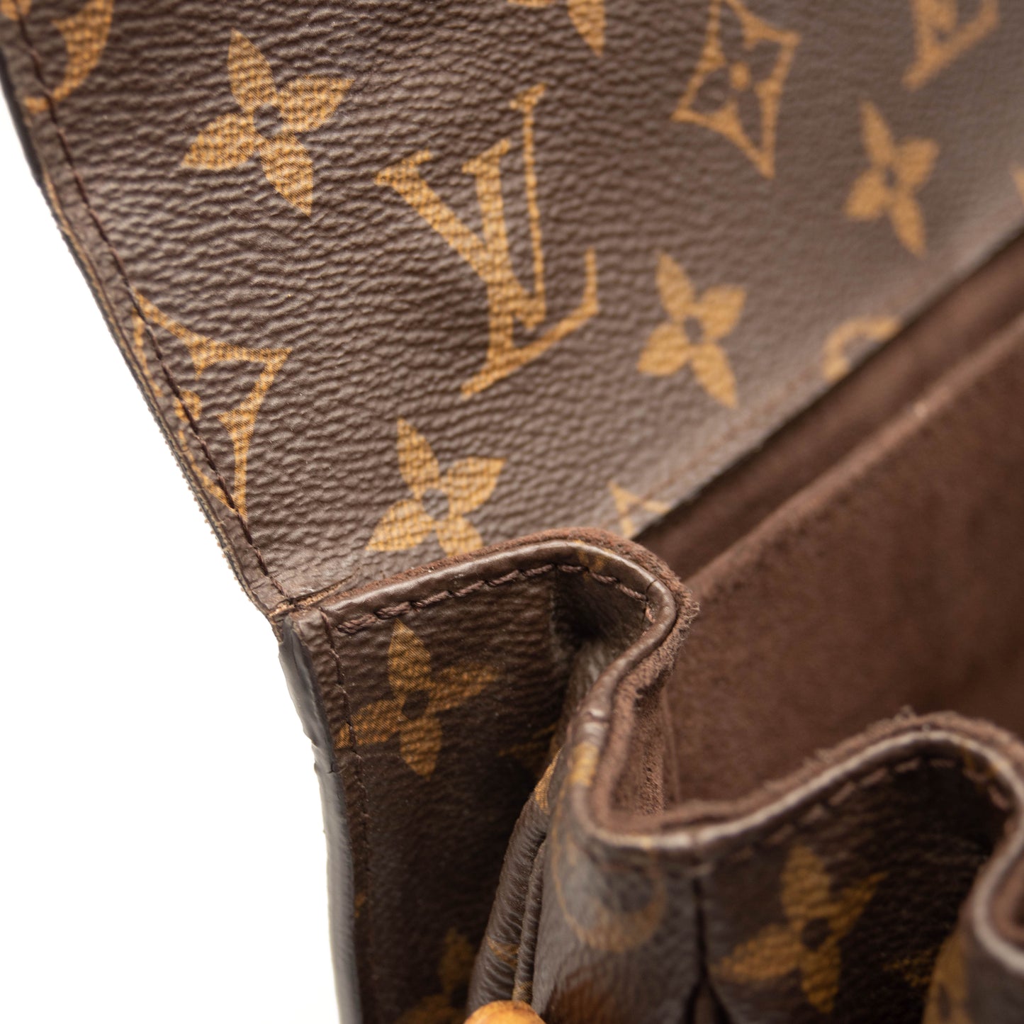 LOUIS VUITTON Monogram Pochette Metis