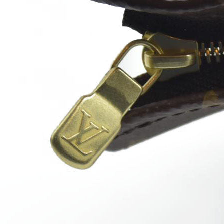 $1290 Louis Vuitton  Monogram Toiletry Pouch 26 Pink RFID