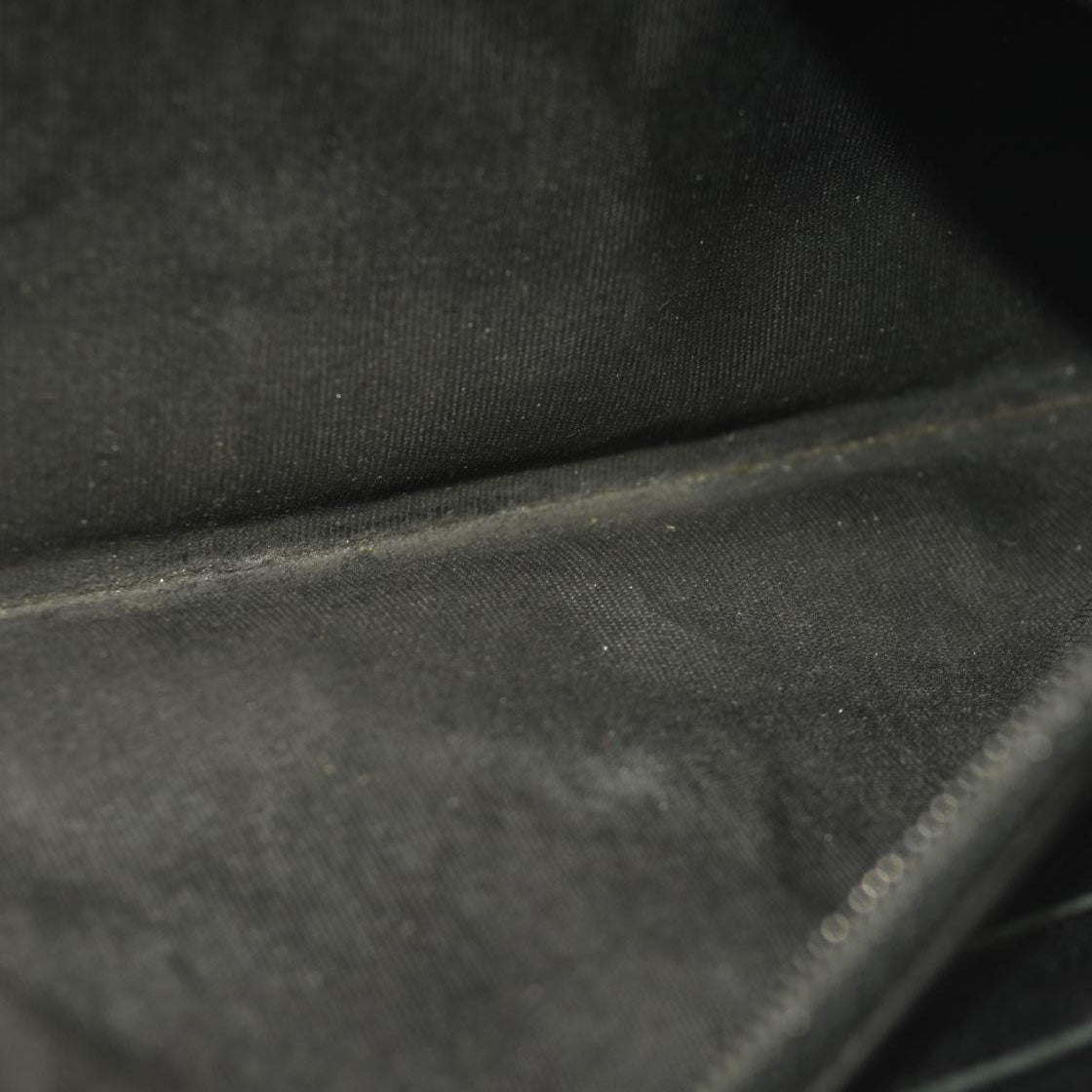 CHANEL Long Wallet Black Caviar Skin *16