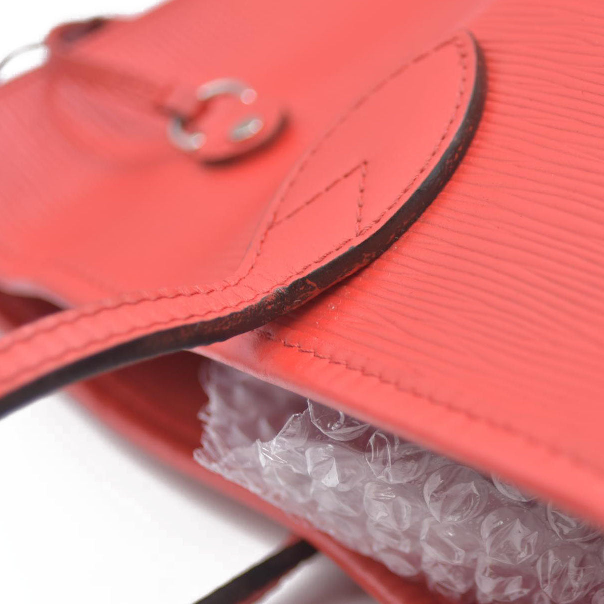 $2640 AUCTION Louis Vuitton  Epi Neverfull MM Coquelicot