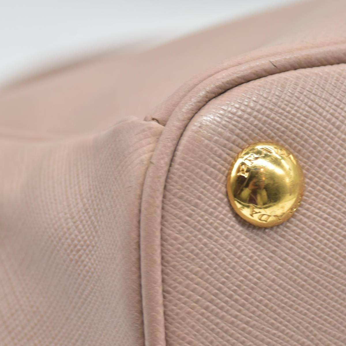 $5200 Saffiano Lux Medium Tote Cammeo Pink Beige