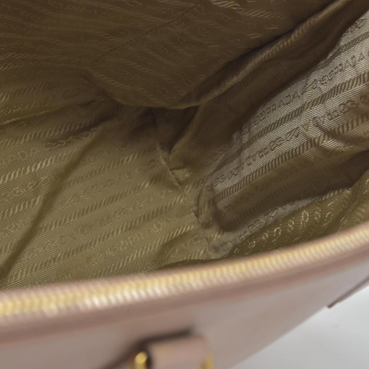 $5200 Saffiano Lux Medium Tote Cammeo Pink Beige
