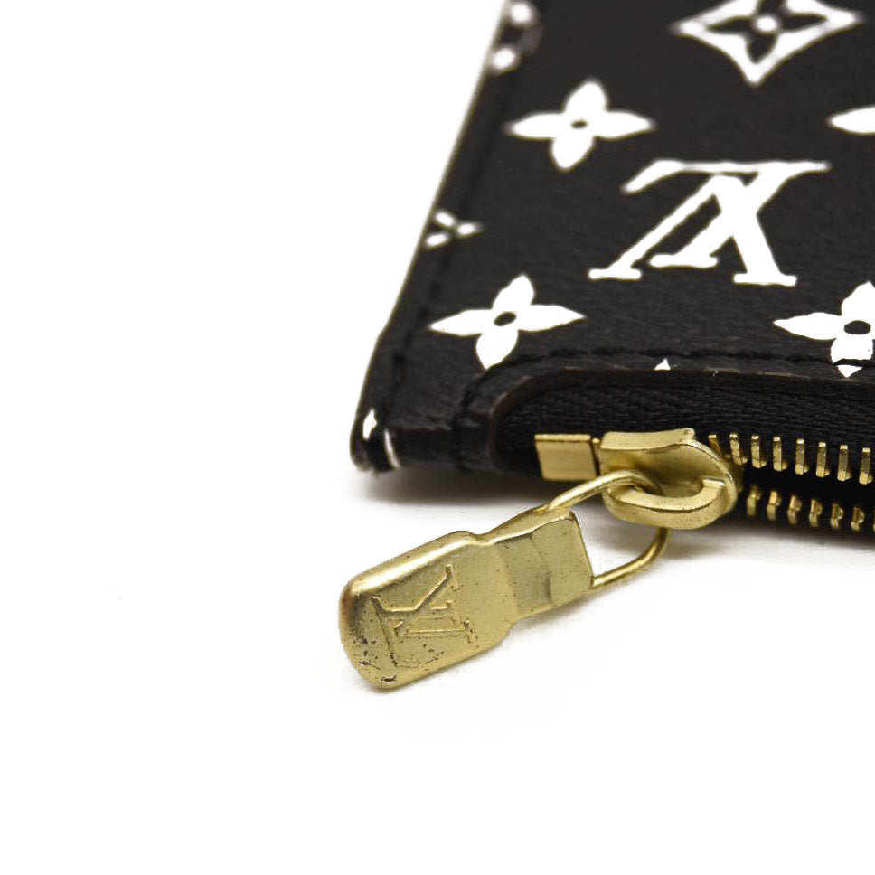 Louis Vuitton Monogram Giant Jungle Neverfull MM Pochette Black