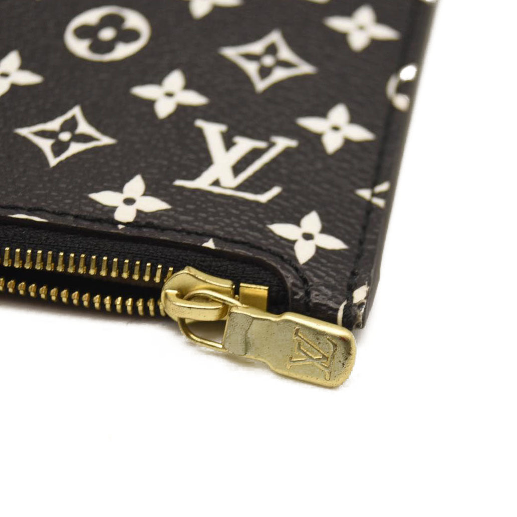 Louis Vuitton Monogram Giant Jungle Neverfull MM Pochette Black