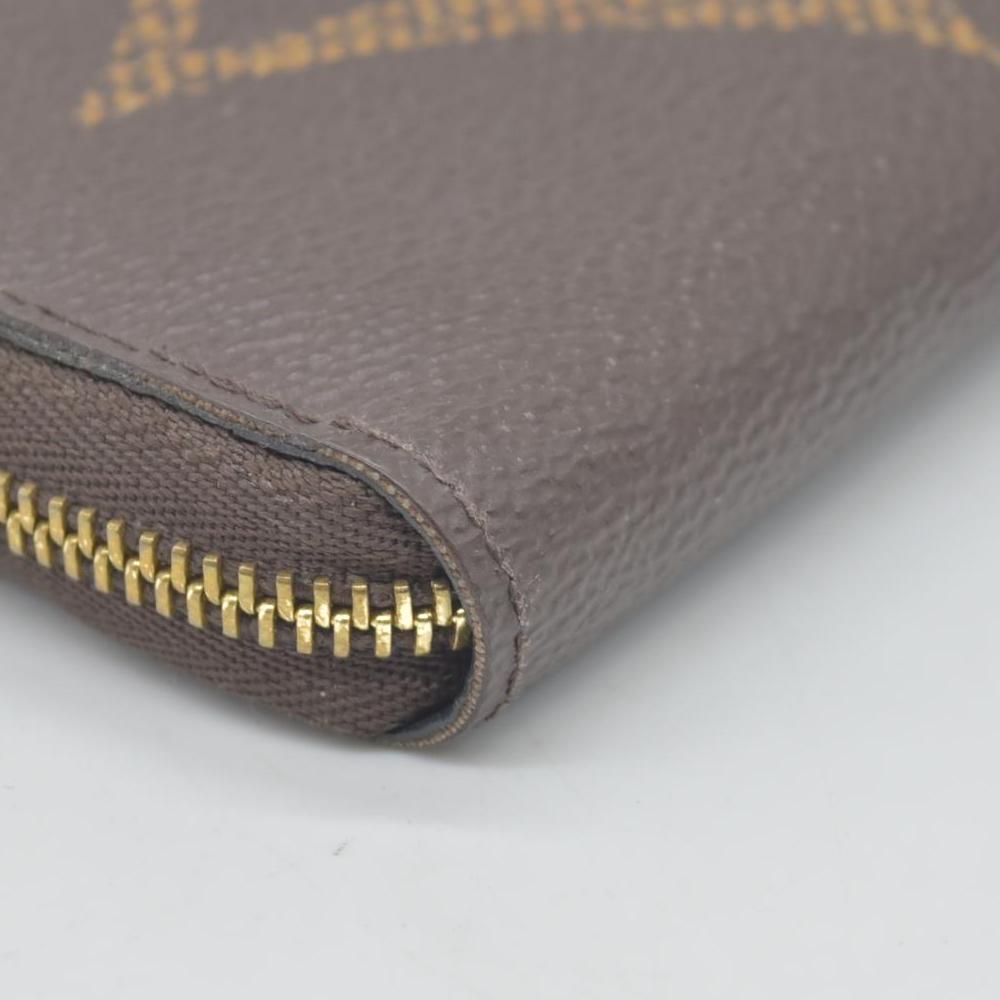 $560 2019 Louis Vuitton Monogram Giant Zippy Coin Purse COSIGNMENT SN0199