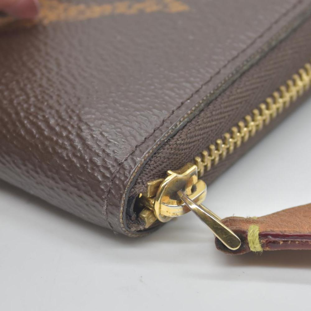 $560 2019 Louis Vuitton Monogram Giant Zippy Coin Purse COSIGNMENT SN0199