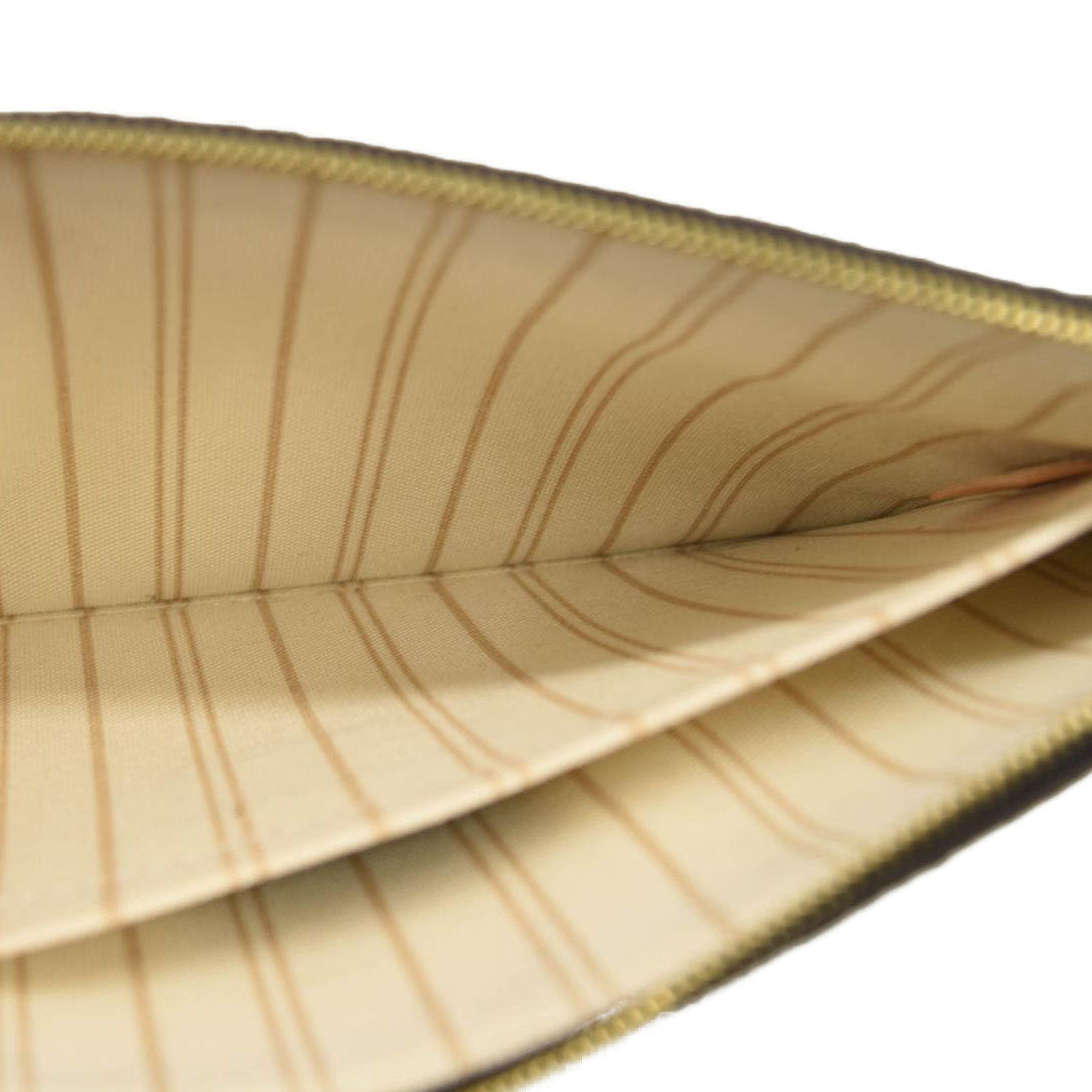 Louis Vuitton Monogram Giant Jungle Neverfull MM Pochette Black