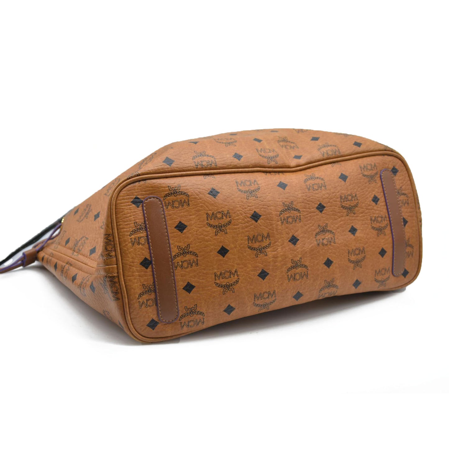 $770 MCM  Visetos Medium Liz Reversible Shopper Tote Cognac