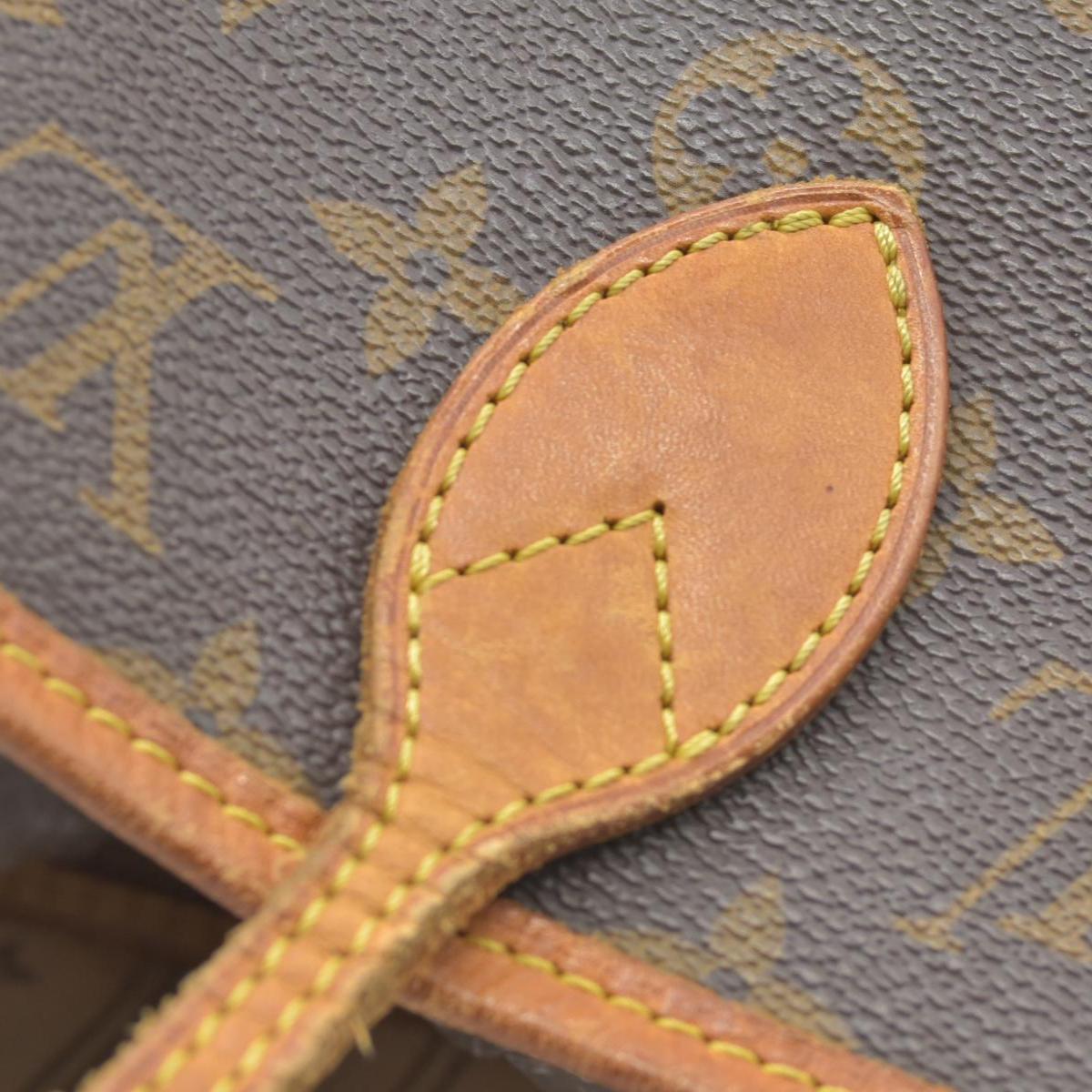 $2170 2011 Louis Vuitton  Monogram Neverfull MM AR1111