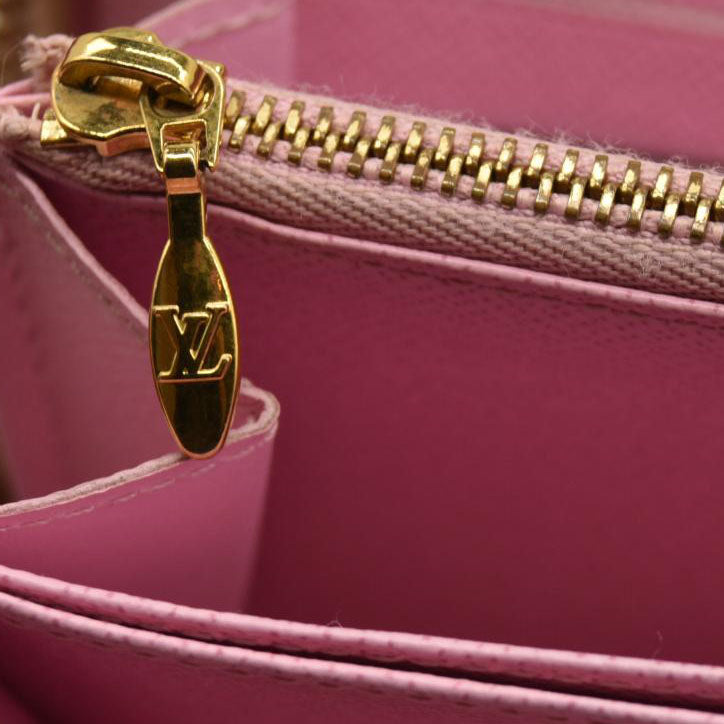 Louis Vuitton  Monogram Murakami Zippy Wallet White CA4134