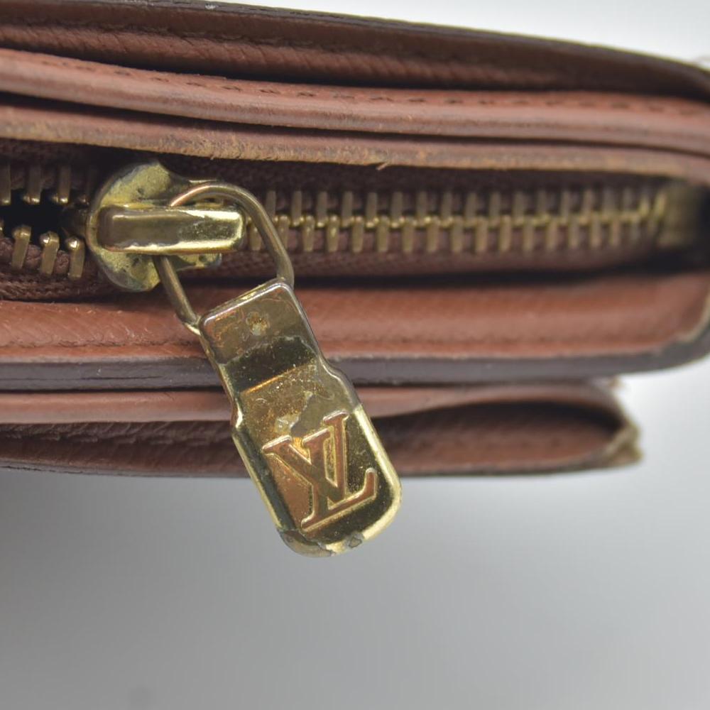$560 1996 Louis Vuitton Monogram Porte Monnaie Billets Tresor Bifold Wallet CONSIGNMENT MI0926