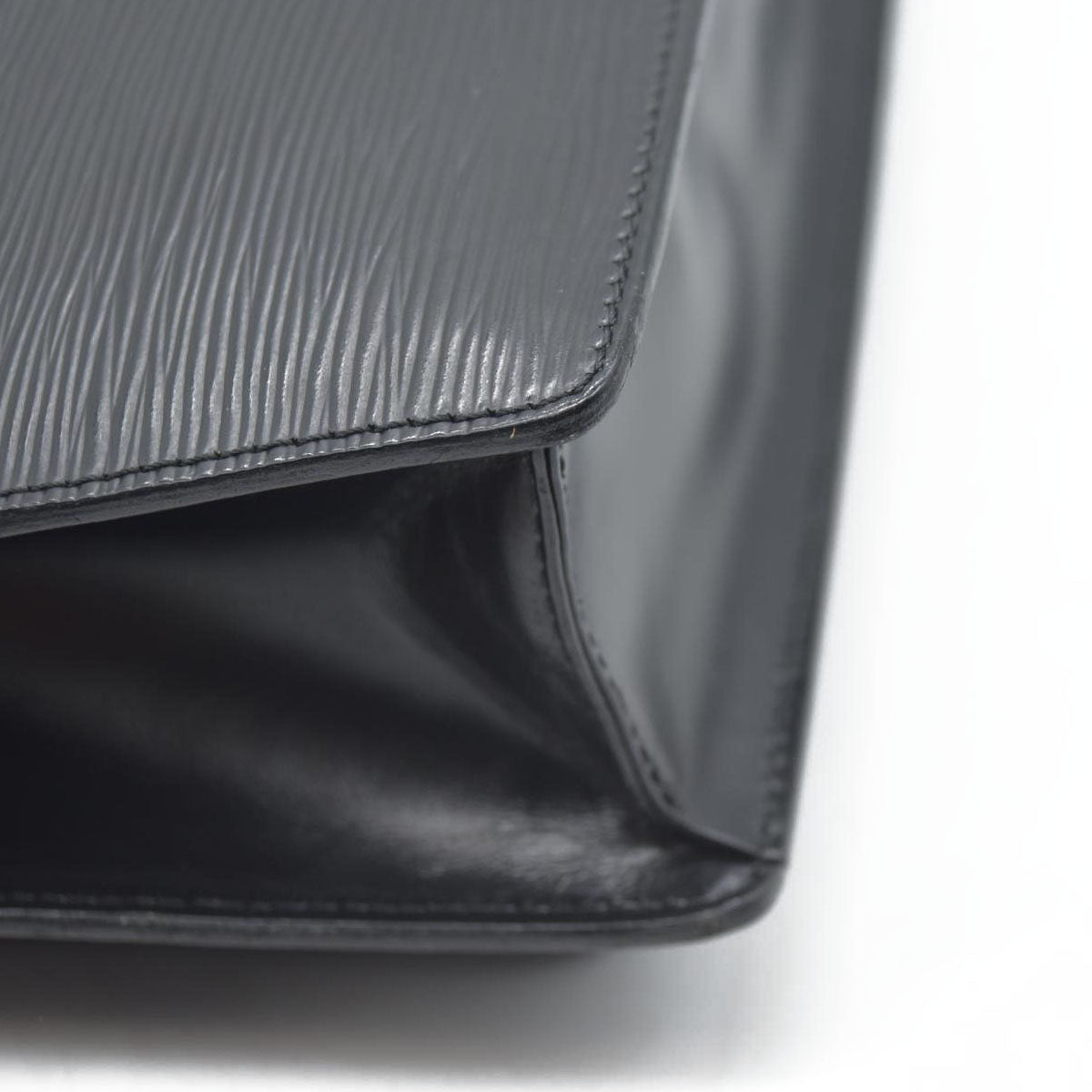 $1110 Louis Vuitton Epi Leather Monceau 28 Vintage
