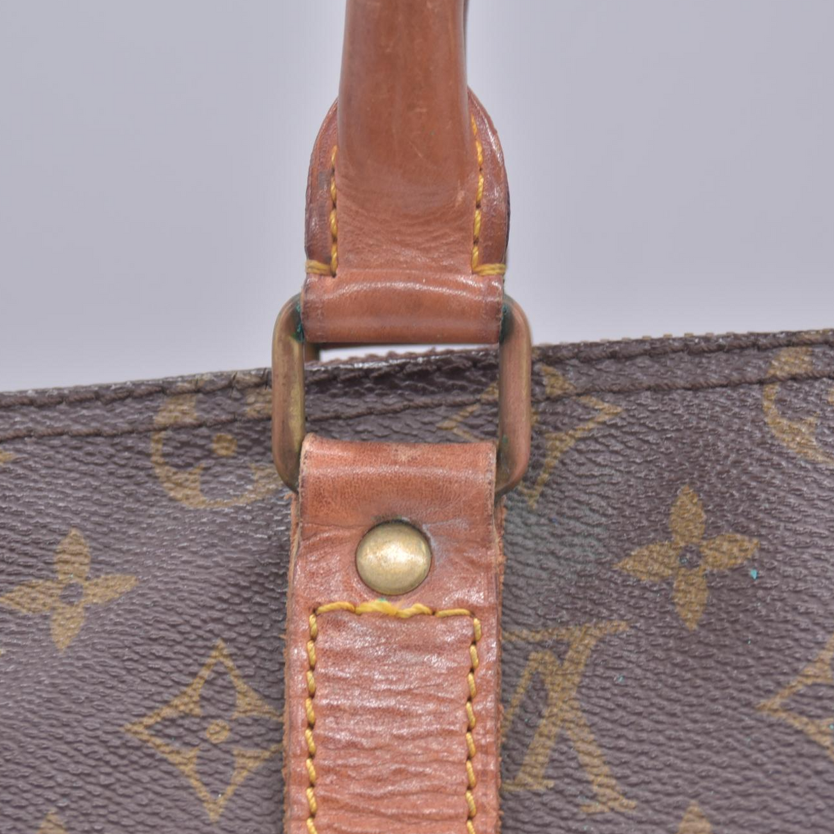 $1440 1982 Louis Vuitton Monogram Keepall 45 SA822 10021006
