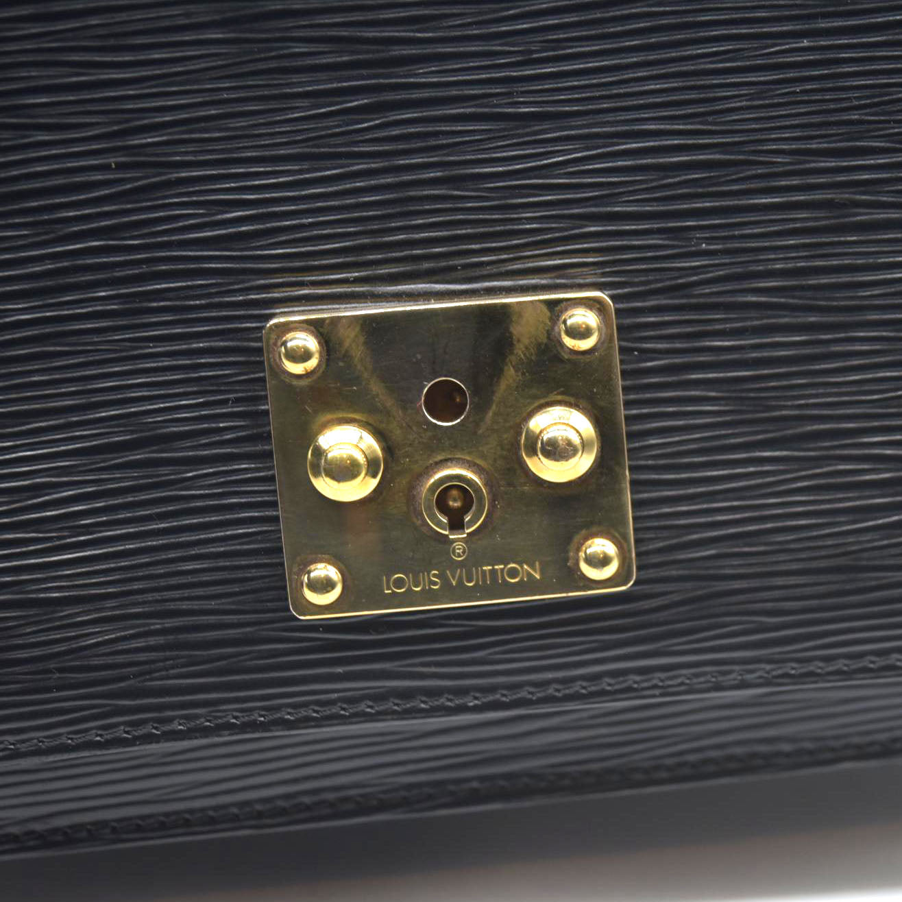 $1110 Louis Vuitton Epi Leather Monceau 28 Vintage