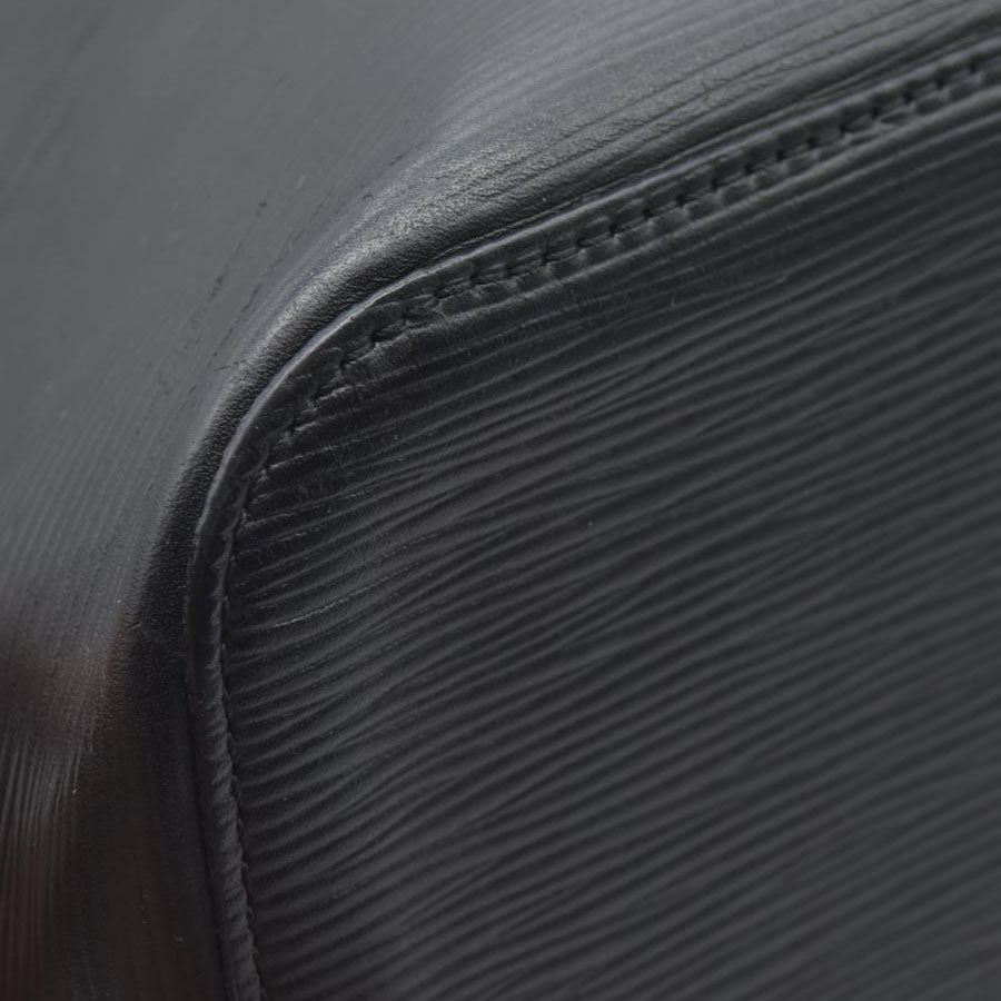 $2500 Louis Vuitton Epi Leather Neverfull MM Black UB2189