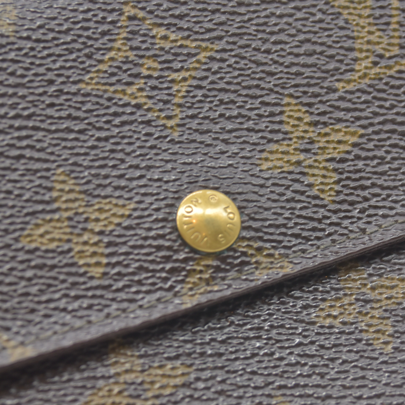 $720 1992 Louis Vuitton Monogram Sarah Wallet MI0992