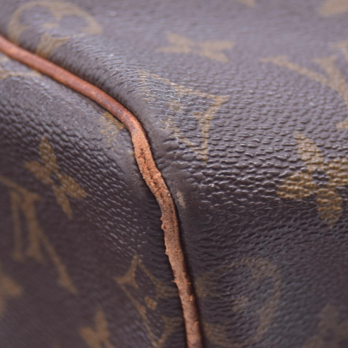 $2170 1982 Louis Vuitton Monogram Keepall 55 MI882