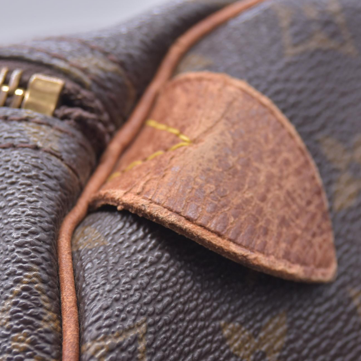 $2170 1982 Louis Vuitton Monogram Keepall 55 MI882