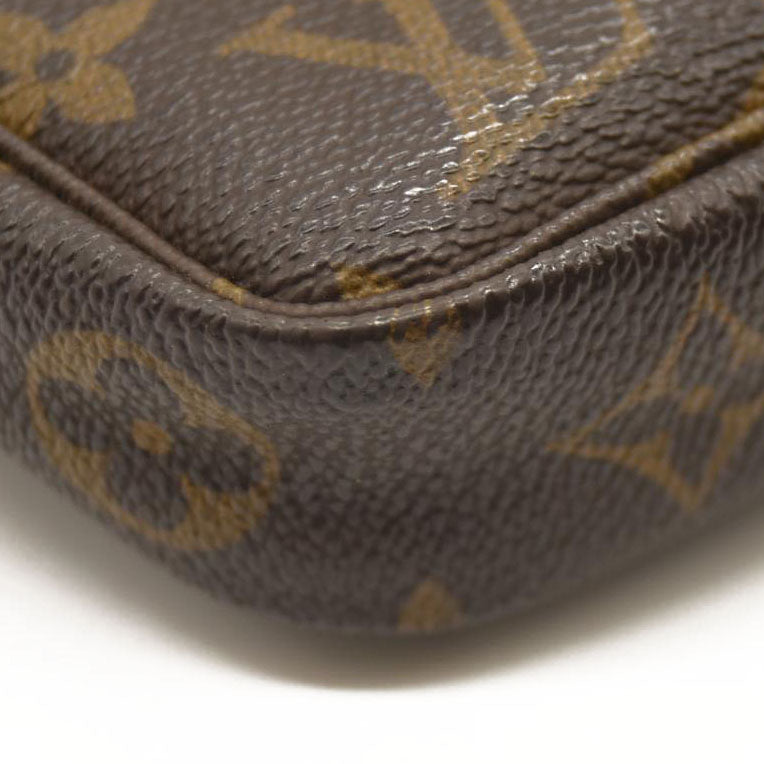 LOUIS VUITTON  Monogram Pochette Accessories VI0060