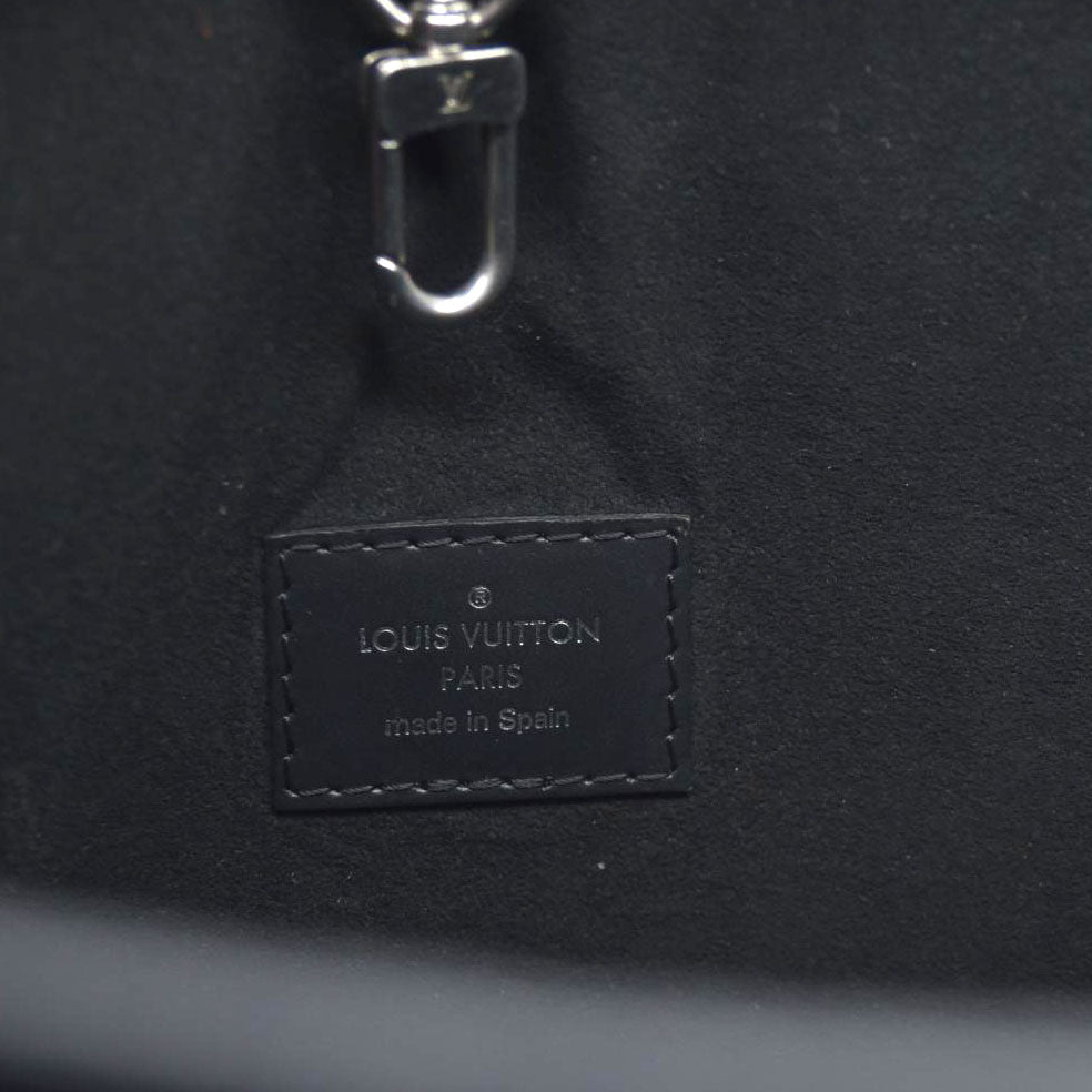 $2500 Louis Vuitton Epi Leather Neverfull MM Black UB2189