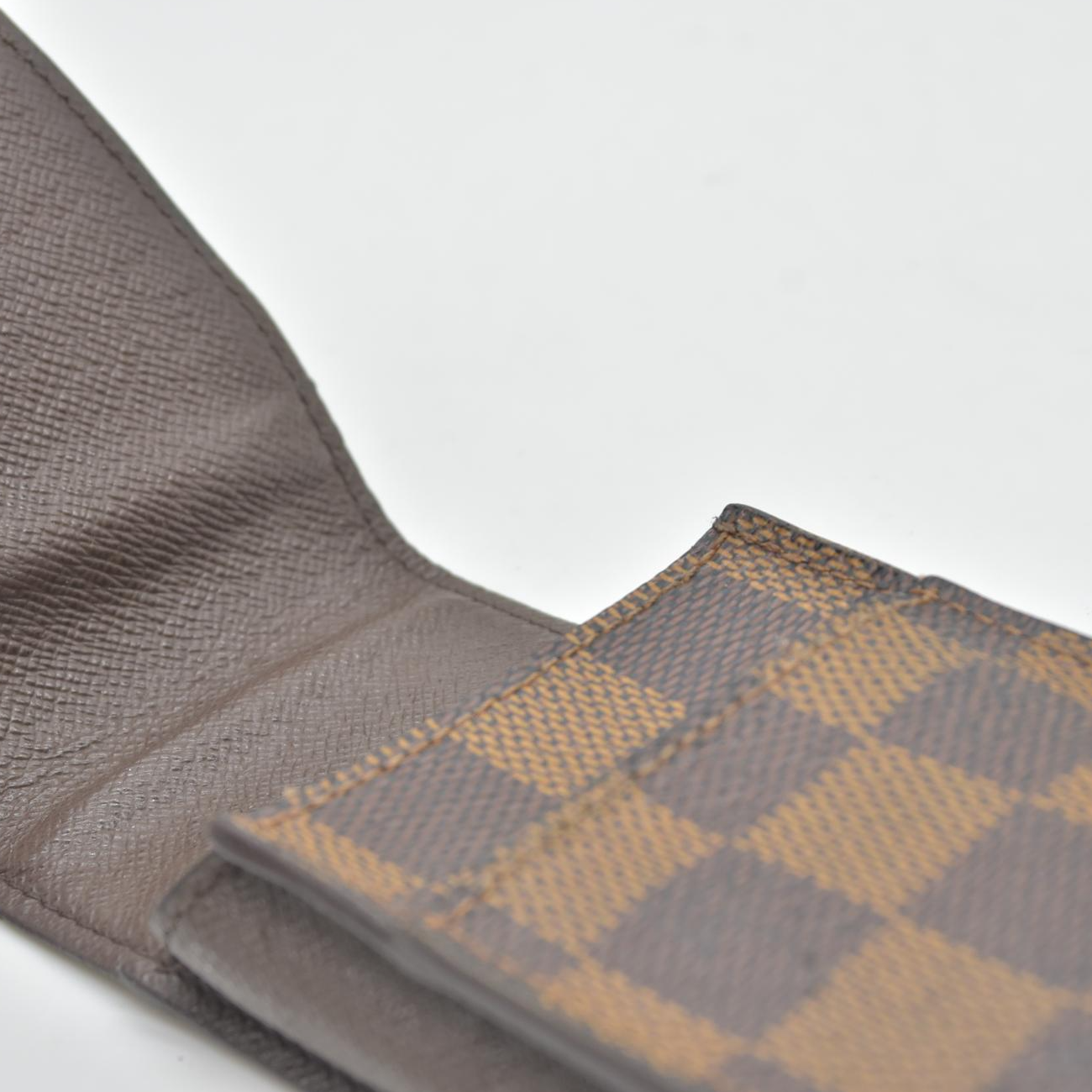 $340 2012 Louis Vuitton Damier Cigarette Case Brown CT0132
