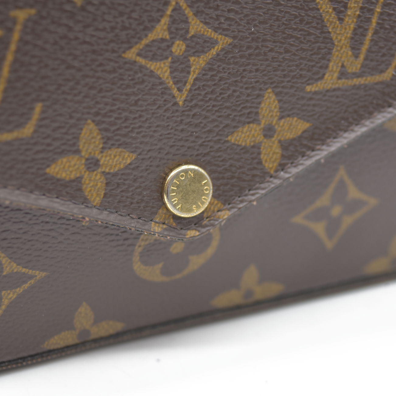 $1620 AUCTION Louis Vuitton  Monogram Pochette Felicie Chain Wallet Fuchsia MI4166