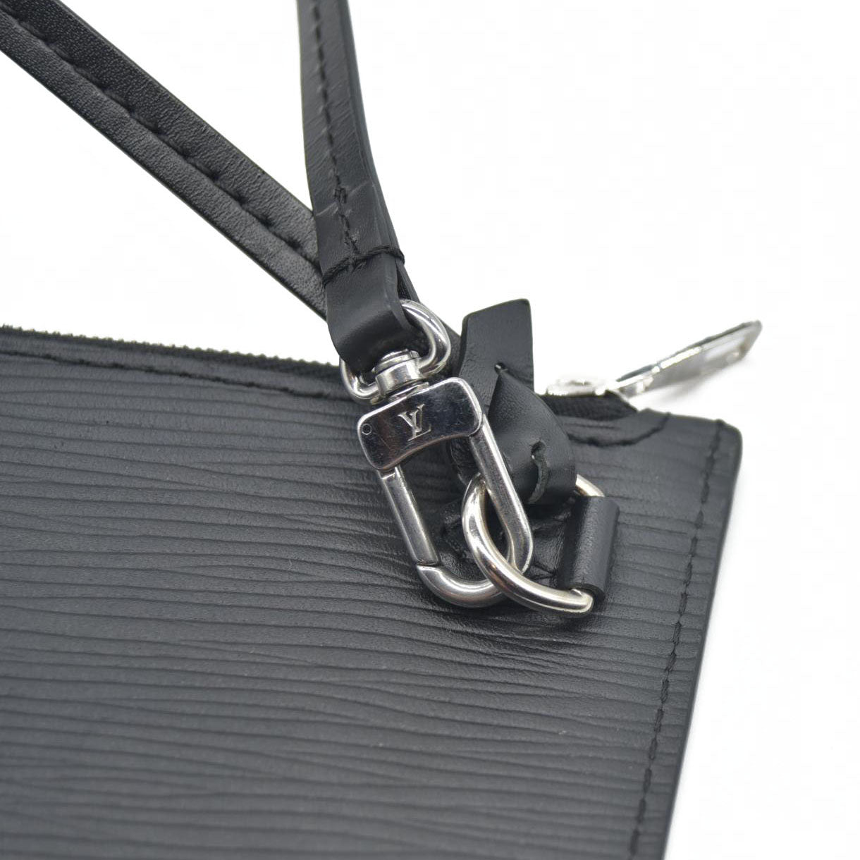 Louis Vuitton Epi Leather Neverfull MM Pochette Black UB2189