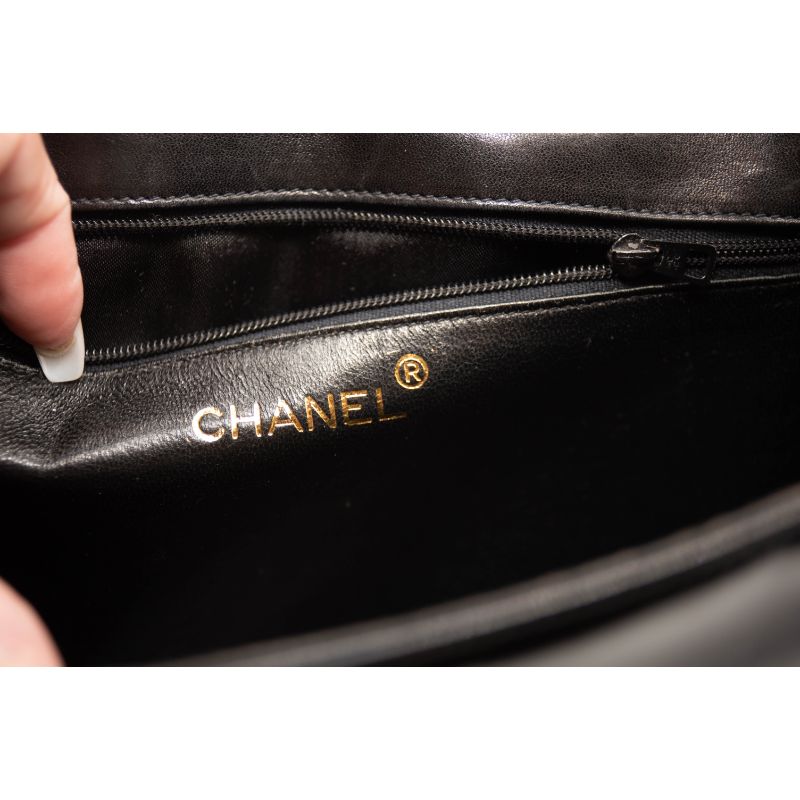 Chanel Top Logo CC Quilted Black Leather Chain Shoulder Bag Flap 1991