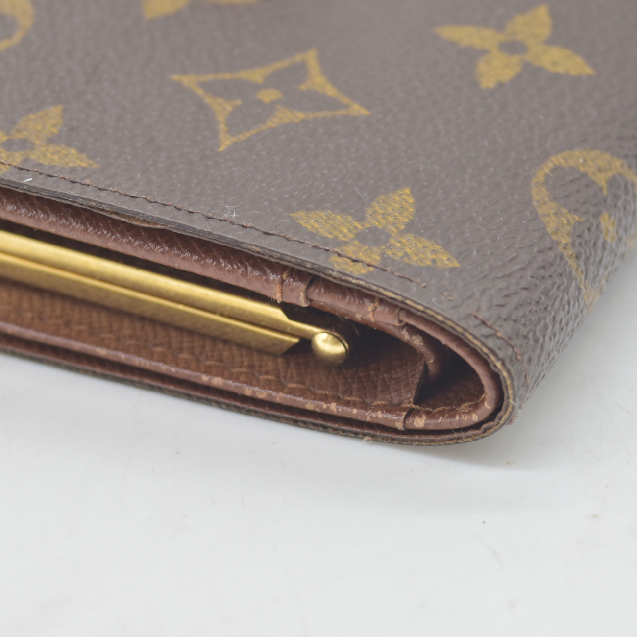 $750 2003 Louis Vuitton Monogram French Purse Wallet CA0093