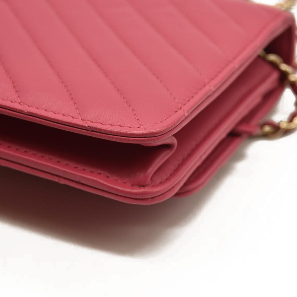 Chanel  Lambskin Chevron Quilted Trendy CC Wallet On Chain WOC Pink 28*