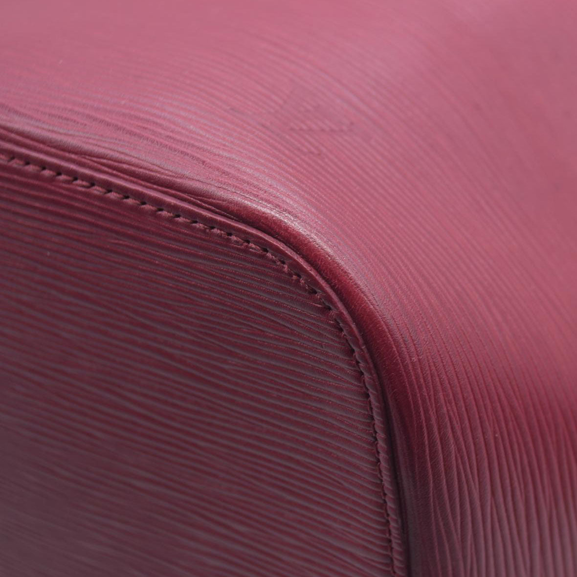 $2500 Louis Vuitton Epi Leather Neverfull MM Fuchsia SR2103