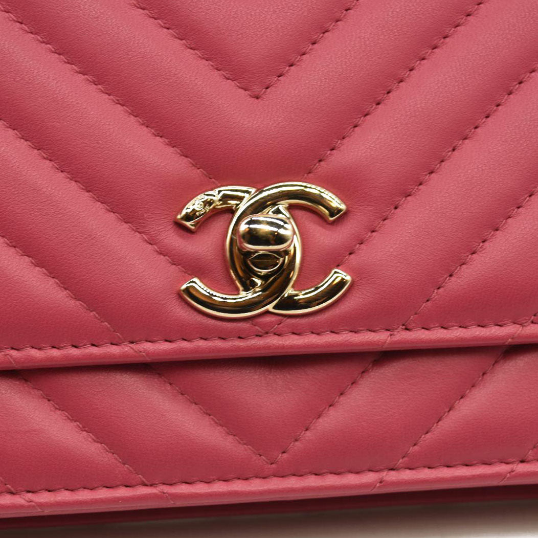 Chanel  Lambskin Chevron Quilted Trendy CC Wallet On Chain WOC Pink 28*