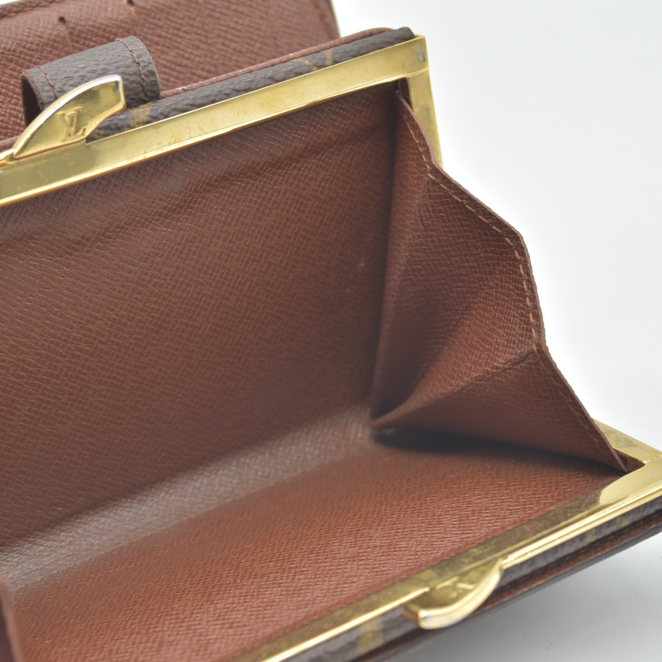 $750 2003 Louis Vuitton Monogram French Purse Wallet CA0093
