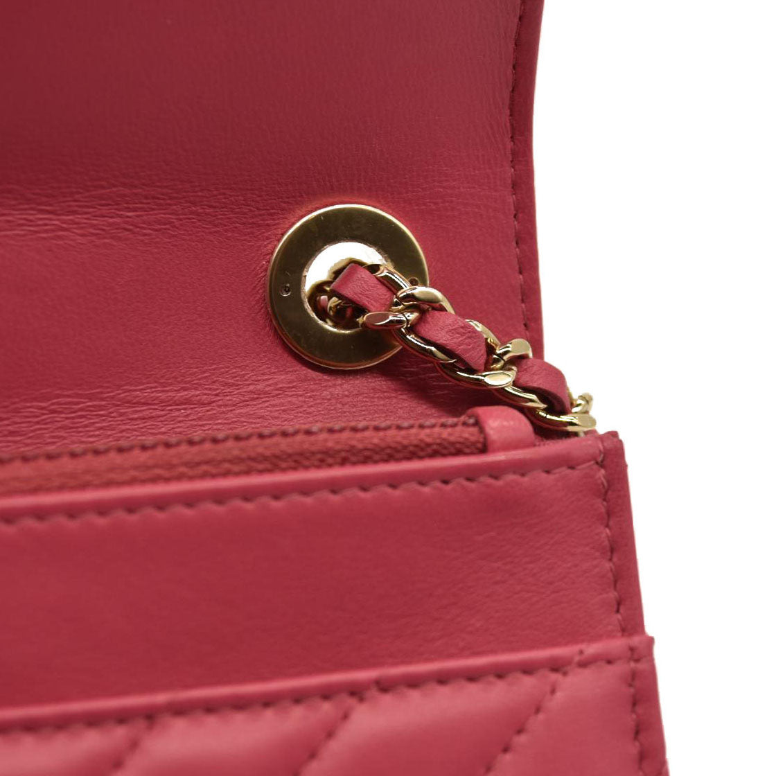 Chanel  Lambskin Chevron Quilted Trendy CC Wallet On Chain WOC Pink 28*