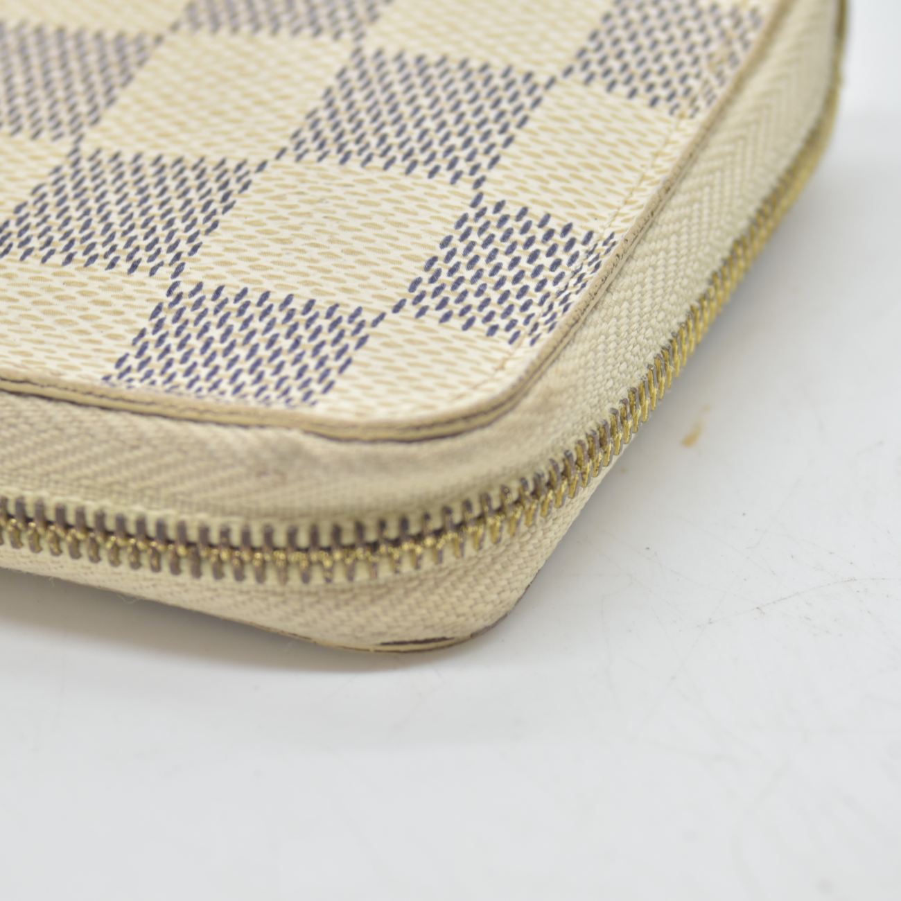 $545 2010 Louis Vuitton Damier Azur Zippy Coin Purse SN0140