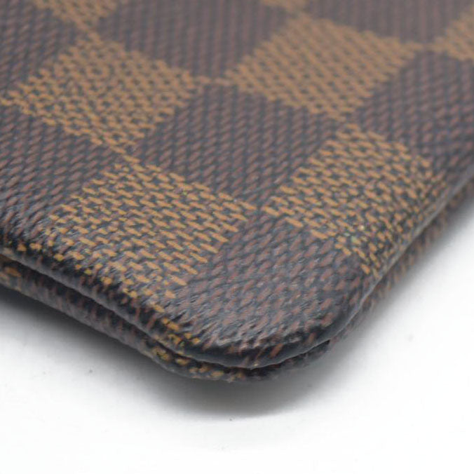 AUCTION  $345 Louis Vuitton  Damier Ebene Key Pouch