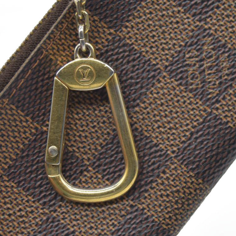AUCTION  $345 Louis Vuitton  Damier Ebene Key Pouch