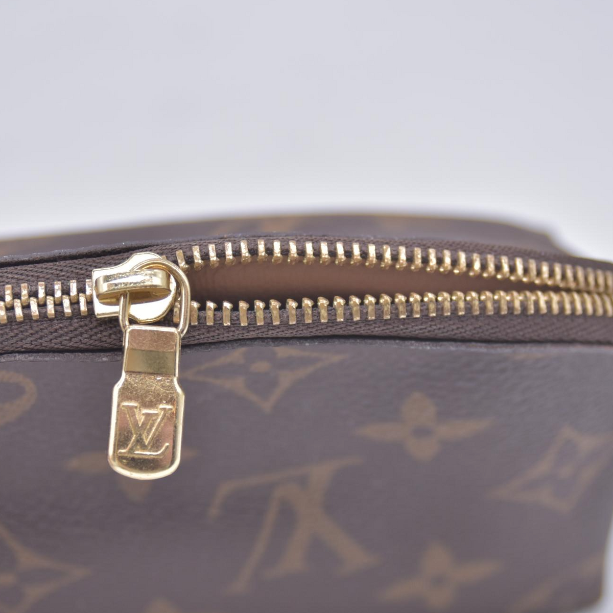 $620 RFID Louis Vuitton Monogram Cosmetic Pouch