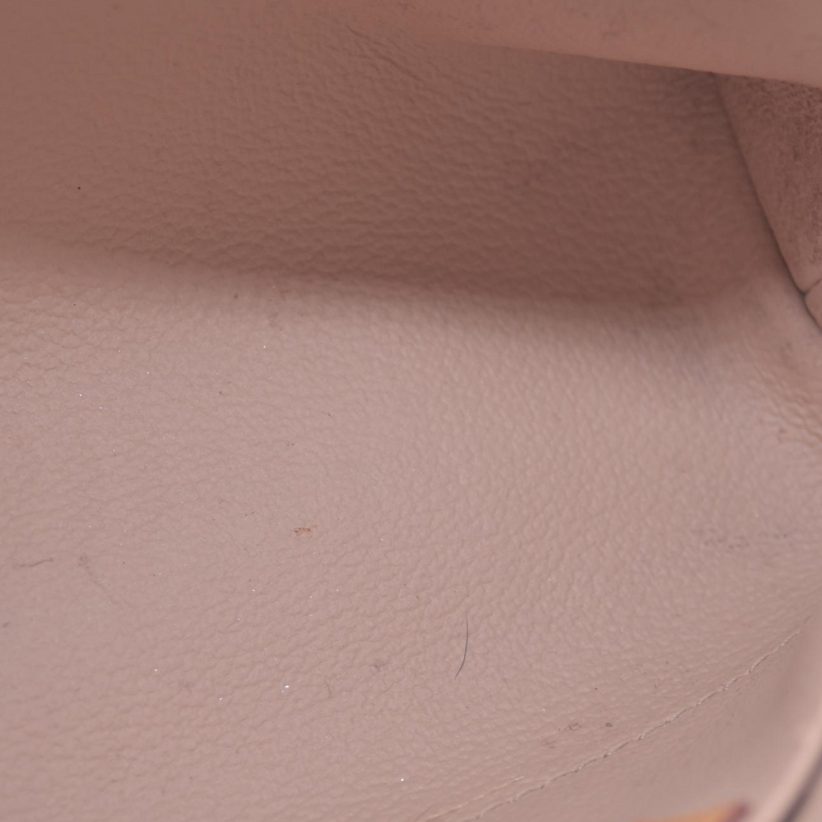 $620 RFID Louis Vuitton Monogram Cosmetic Pouch