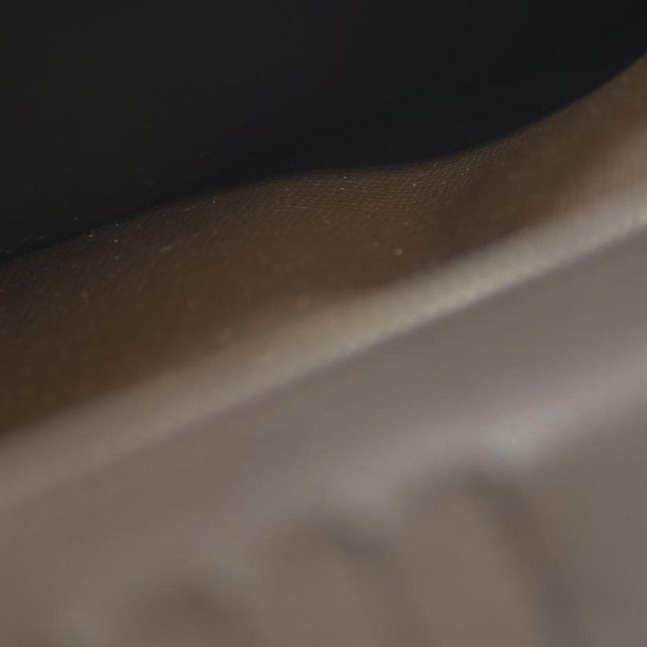 Louis Vuitton Taiga Porte feiulle Brazza Leather Long Wallet Grizzly SP4192