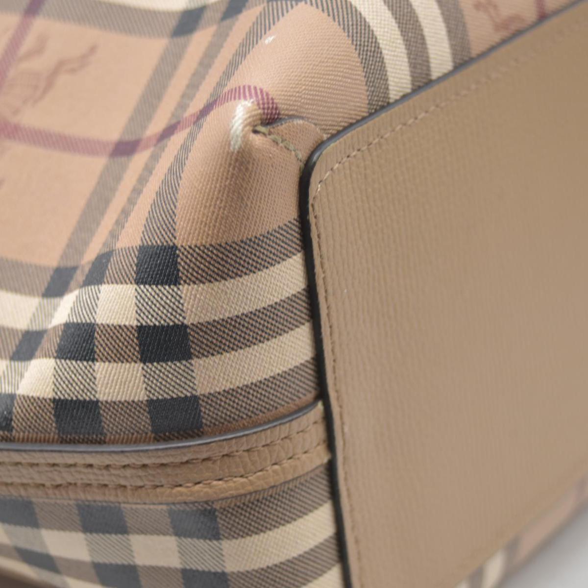 $995 Burberry Grainy Calfskin Haymarket Check Medium Reversible Tote