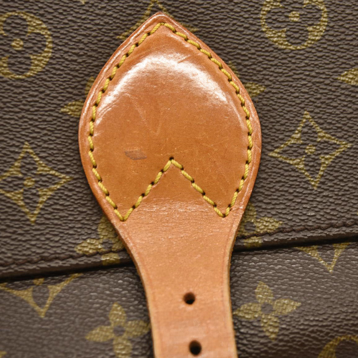 LOUIS VUITTON Monogram Cartouchiere 22  832