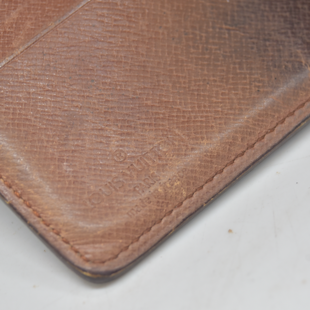 $515 2003 Louis Vuitton Monogram Marco Wallet MI9003