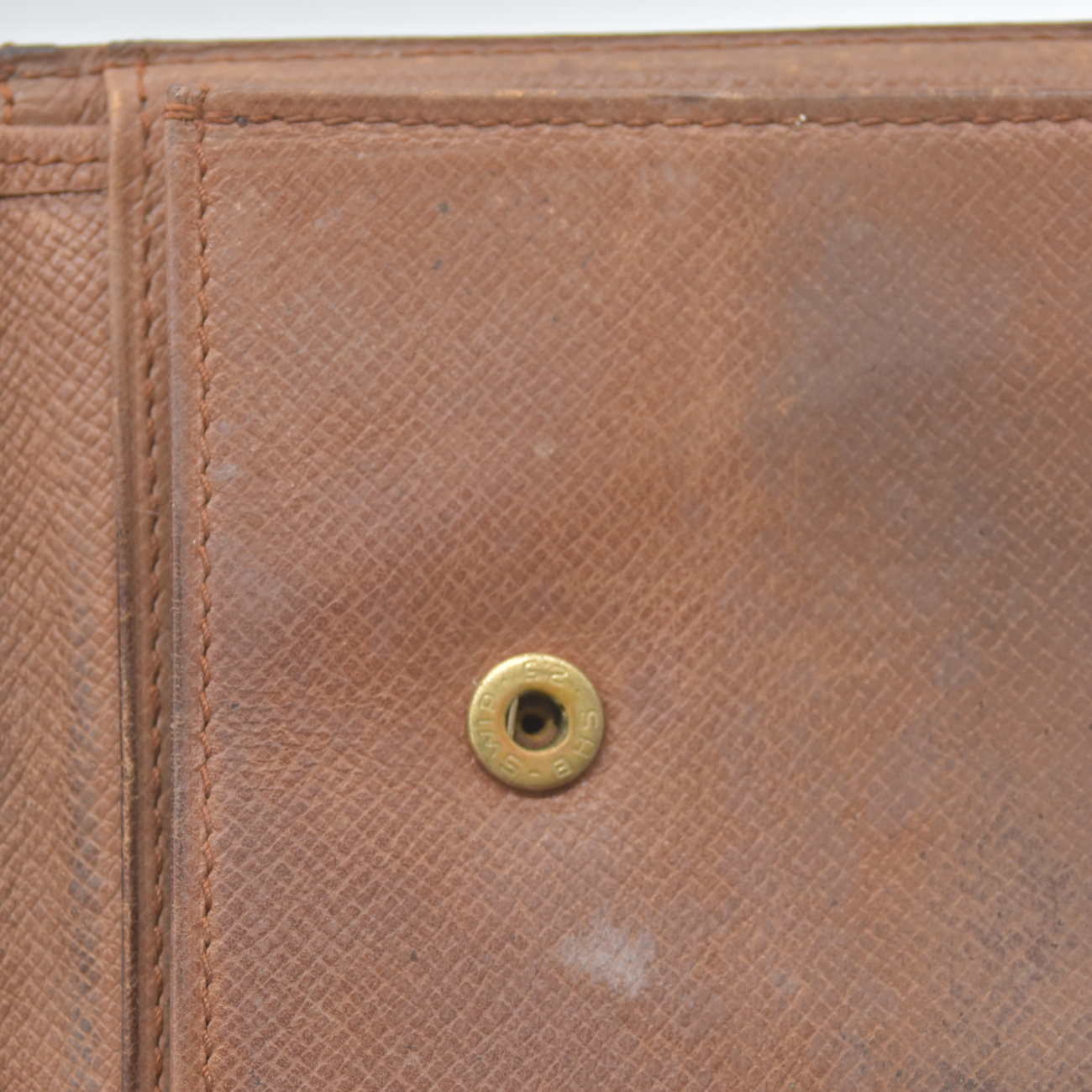 $515 2003 Louis Vuitton Monogram Marco Wallet MI9003